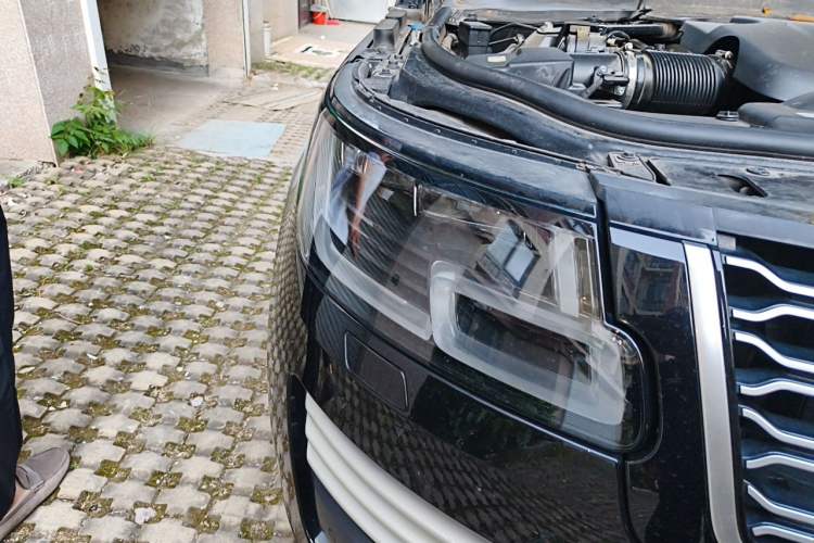 Used Land Rover Range 2021 3.0 L6 Centennial Edition Right Front Headlight