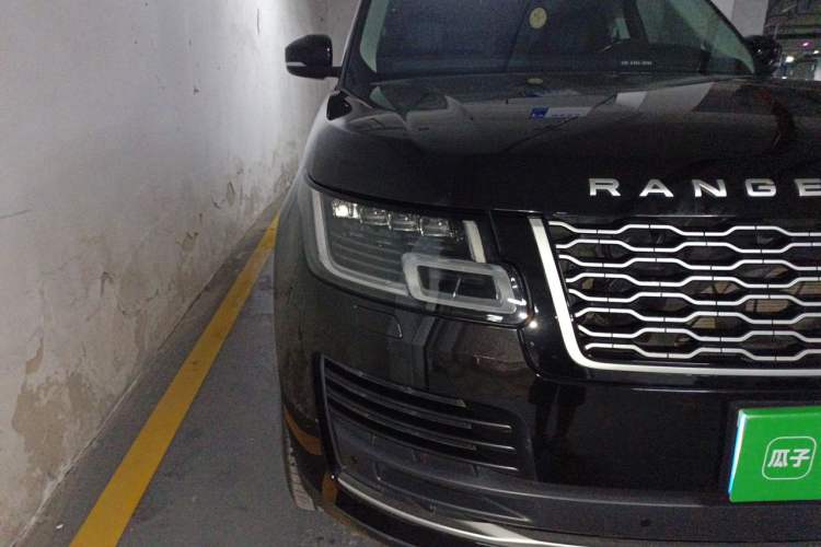 Used Land Rover Range 2021 3.0 L6 Century Extended Classic Edition Right Front Headlight