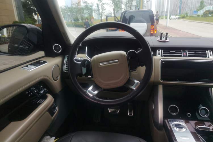 Used Land Rover Range 2021 3.0 L6 Century Extended Classic Edition Steering Wheel