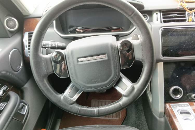 Used Land Rover Range 2021 3.0 L6 Centennial Edition Steering Wheel