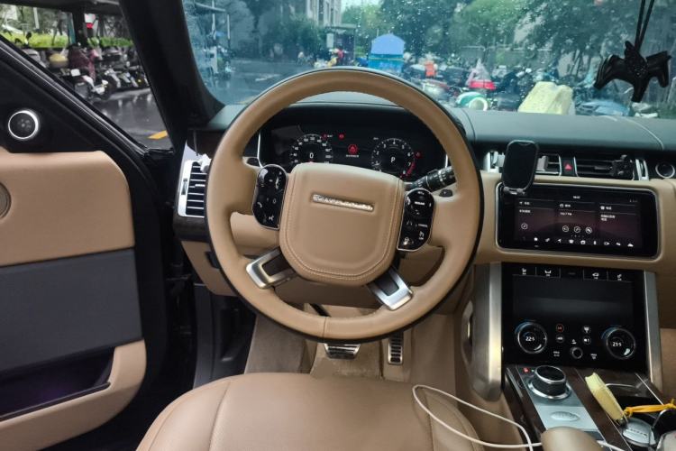 Used Land Rover Range 2021 3.0 L6 Century Extended Classic Edition Steering Wheel