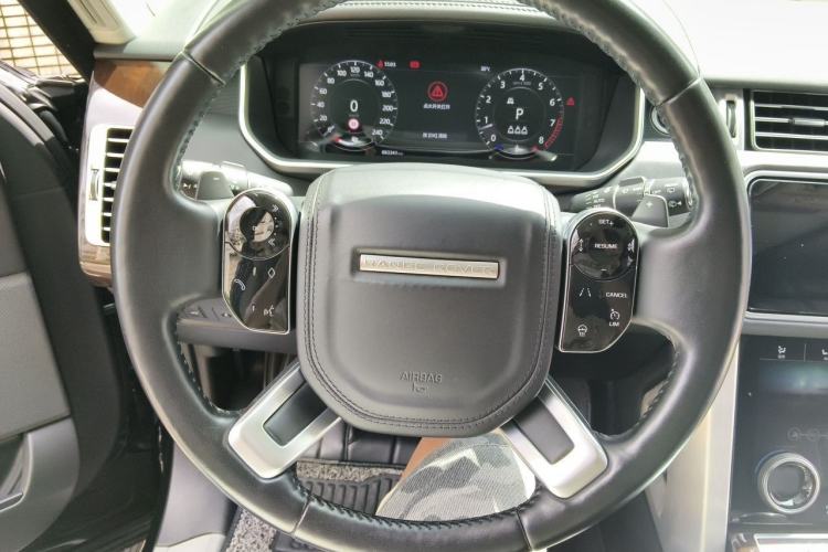Used Land Rover Range 2021 3.0 L6 Century Extended Classic Edition Steering Wheel