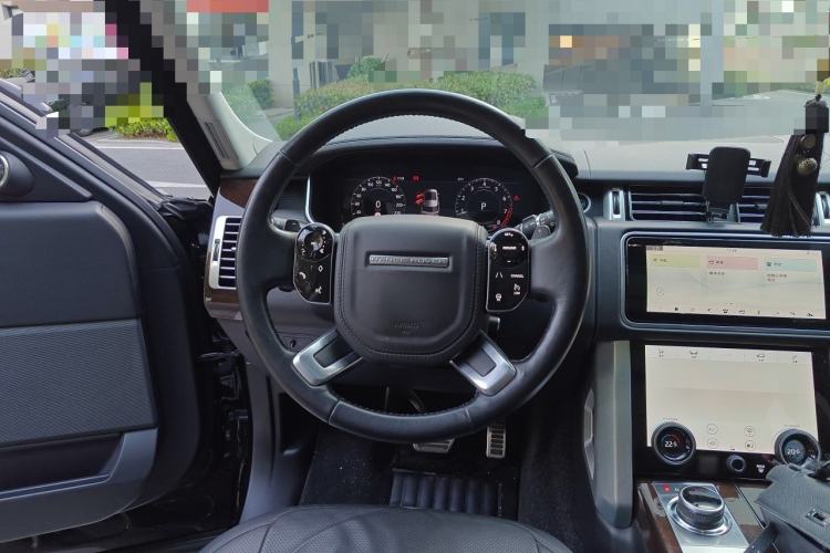 Used Land Rover Range 2021 3.0 L6 Century Extended Classic Edition Steering Wheel