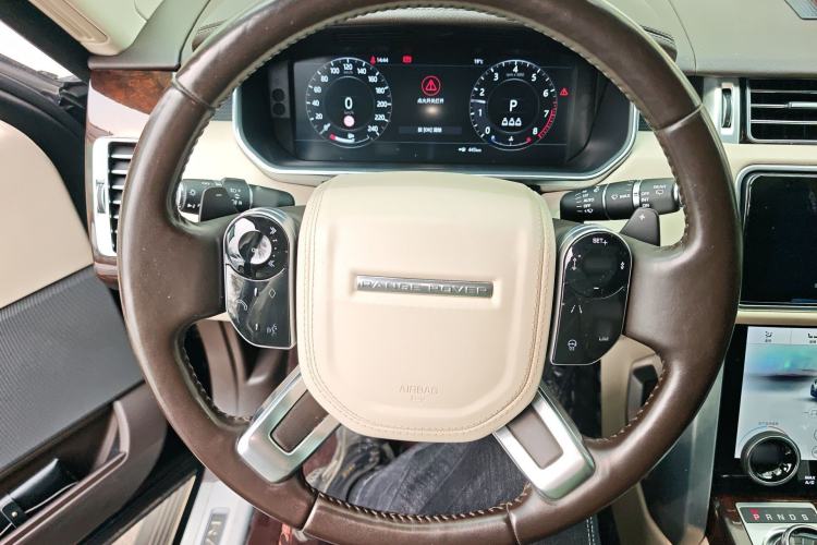 Used Land Rover Range 2021 3.0 L6 Century Extended Classic Edition Steering Wheel