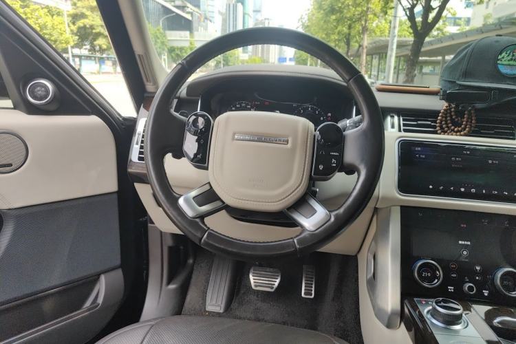 Used Land Rover Range 2021 3.0 L6 Century Extended Classic Edition Steering Wheel