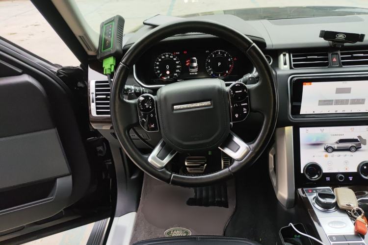 Used Land Rover Range 2021 3.0 L6 Century Extended Classic Edition Steering Wheel