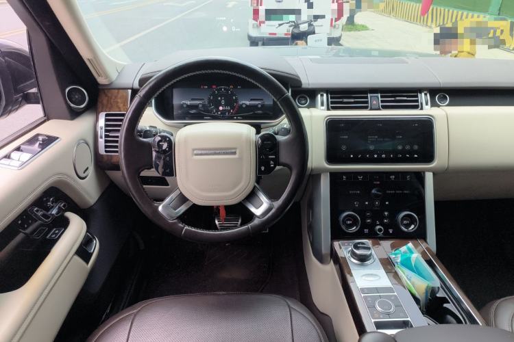 Used Land Rover Range 2021 3.0 L6 Century Extended Classic Edition Steering Wheel