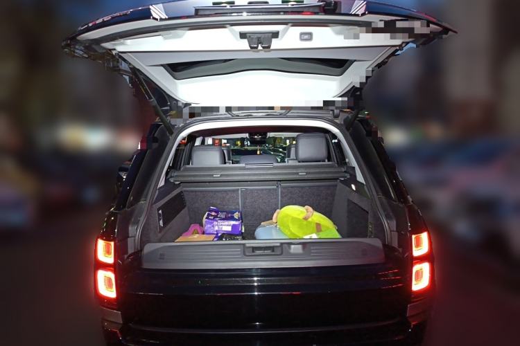 Used Land Rover Range 2021 3.0 L6 Century Extended Classic Edition Trunk