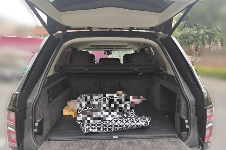 Used Land Rover Range 2021 3.0 L6 Century Extended Classic Edition Trunk