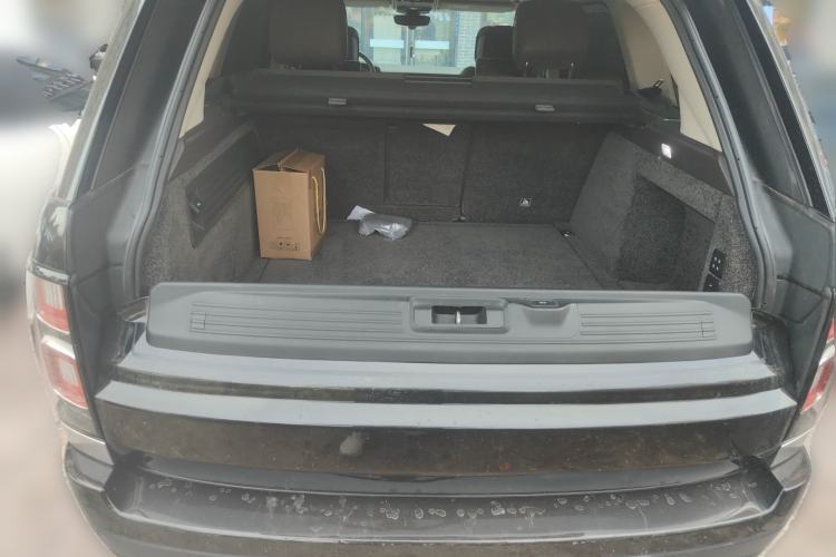 Used Land Rover Range 2021 3.0 L6 Century Extended Classic Edition Trunk