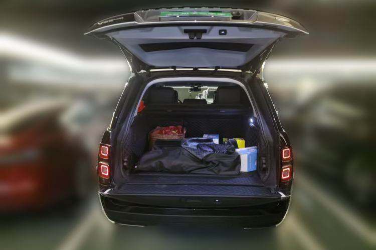 Used Land Rover Range 2021 3.0 L6 Century Extended Classic Edition Trunk