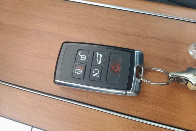 Used Land Rover Range  Vehicle Key