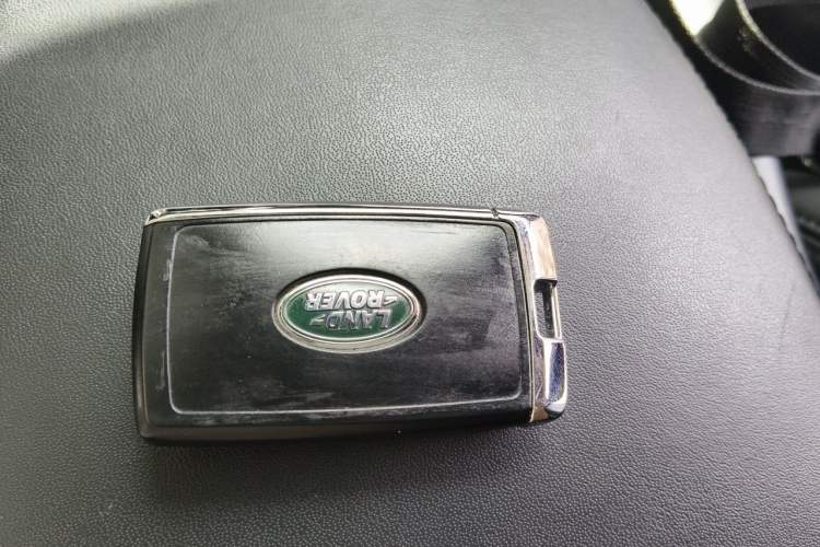 Used Land Rover Range 2021 3.0 L6 Century Extended Classic Edition Vehicle Key