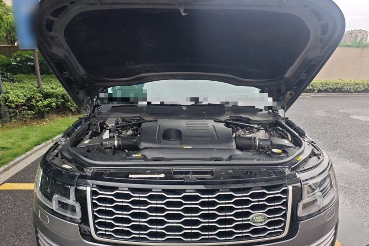 Used Land Rover Range 2021 3.0 L6 Century Extended Classic Edition Engine Bay