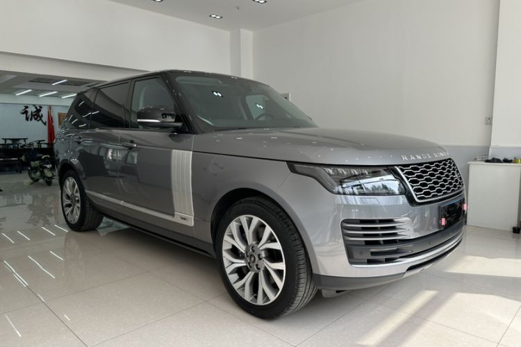Used Land Rover Range 2021 3.0 L6 Century Extended Classic Edition Exterior 2