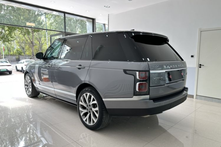 Used Land Rover Range 2021 3.0 L6 Century Extended Classic Edition Exterior 5