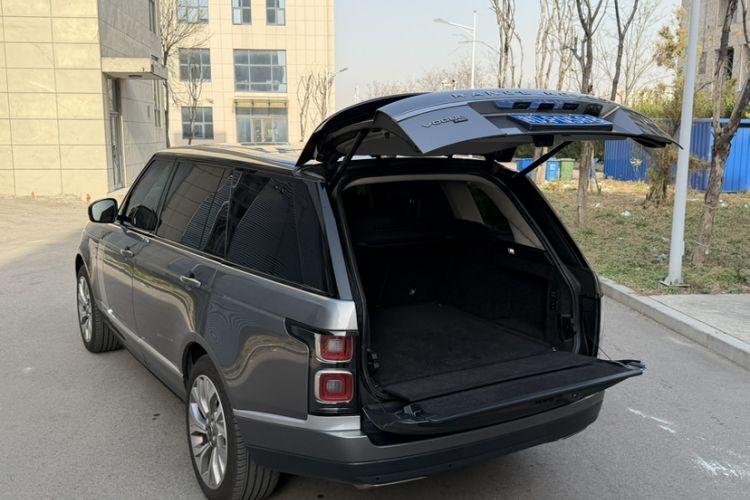 Used Land Rover Range 2021 3.0 L6 Century Extended Classic Edition Exterior 6