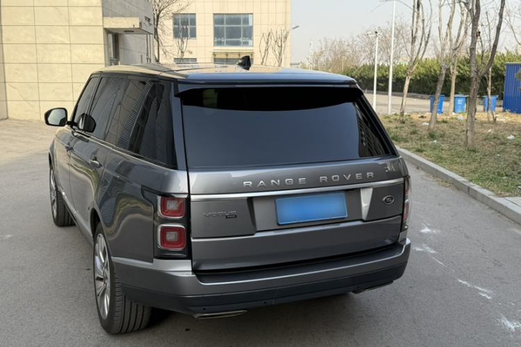 Used Land Rover Range 2021 3.0 L6 Century Extended Classic Edition Exterior 7