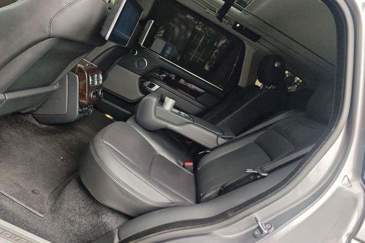 Used Land Rover Range 2021 3.0 L6 Century Extended Classic Edition Left Rear Seat
