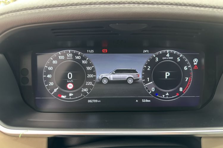 Used Land Rover Range 2021 3.0 L6 Century Extended Classic Edition Odometer Close Up