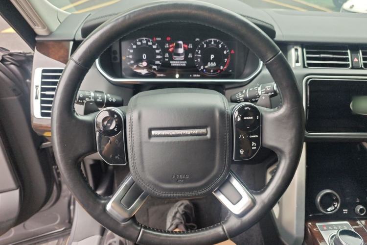 Used Land Rover Range 2021 3.0 L6 Century Extended Classic Edition Steering Wheel