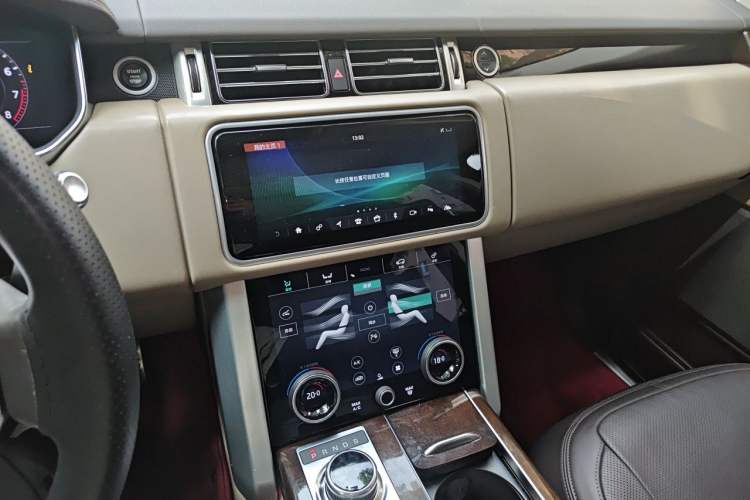 Used Land Rover Range 2021 3.0 L6 Centennial Edition Audio And AC Panel