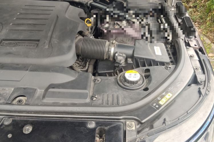 Used Land Rover Range 2021 3.0 L6 Century Extended Classic Edition Engine Bay Left