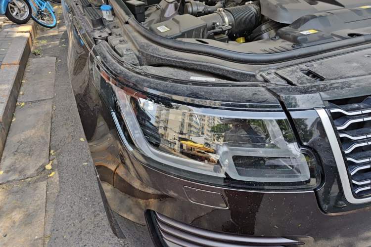 Used Land Rover Range 2021 3.0 L6 Centennial Edition Right Front Headlight