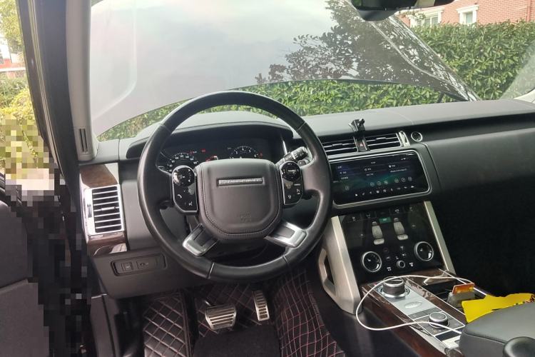 Used Land Rover Range 2021 3.0 L6 Century Extended Classic Edition Steering Wheel
