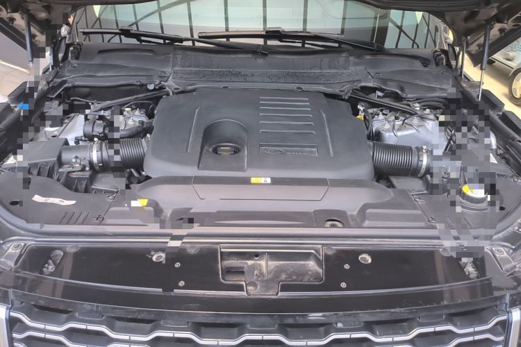 Used Land Rover Range 2021 3.0 L6 Century Extended Classic Edition Engine Bay