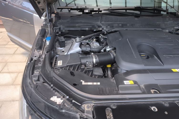 Used Land Rover Range 2021 3.0 L6 Century Extended Classic Edition Engine Bay Right