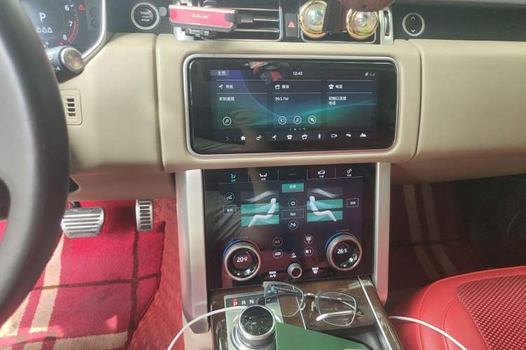 Used Land Rover Range 2021 3.0 L6 Century Extended Classic Edition Audio And AC Panel