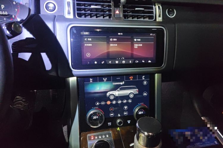 Used Land Rover Range 2021 3.0 L6 Century Extended Classic Edition Audio And AC Panel