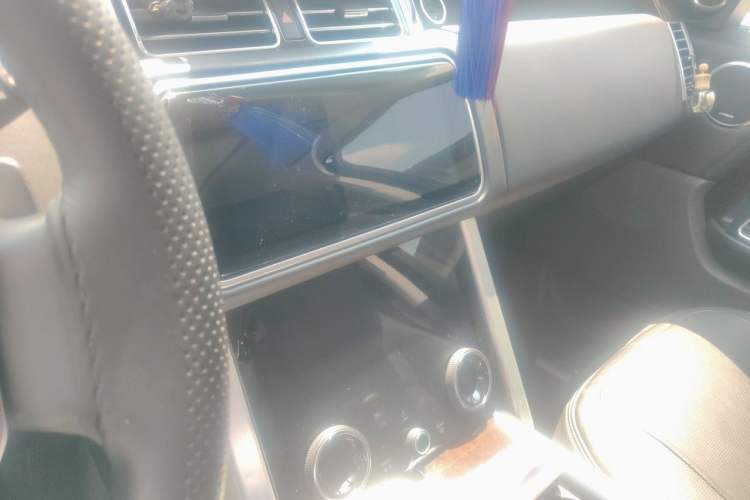 Used Land Rover Range  Audio And AC Panel