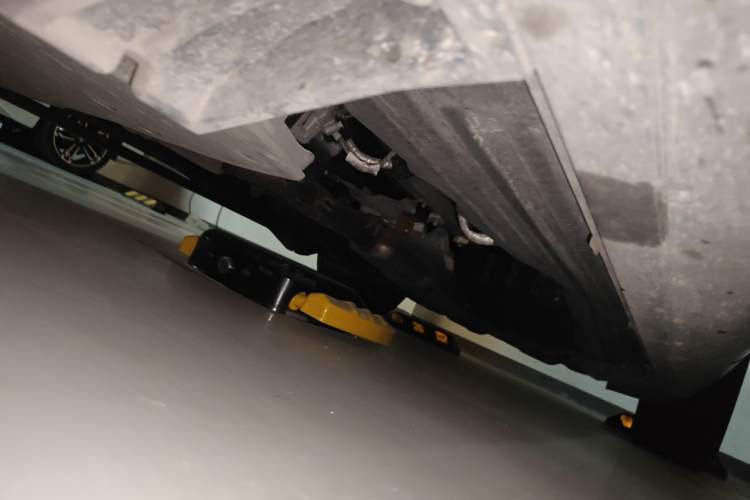 Used Land Rover Range 2021 3.0 L6 Century Extended Classic Edition Chassis Front Left