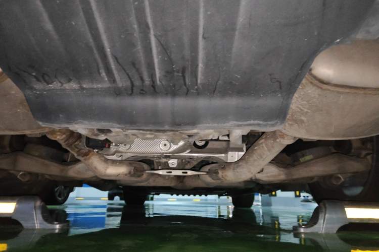 Used Land Rover Range 2021 3.0 L6 Century Extended Classic Edition Chassis Rear