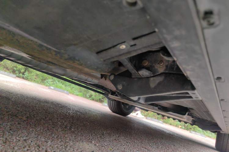 Used Land Rover Range 2021 3.0 L6 Century Extended Classic Edition Chassis Rear Right