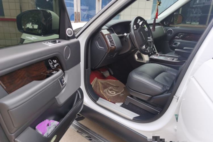 Used Land Rover Range 2021 3.0 L6 Grand Edition Driver Seat