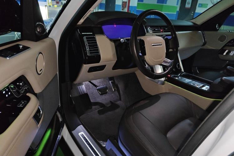 Used Land Rover Range 2021 3.0 L6 Century Extended Classic Edition Driver Seat