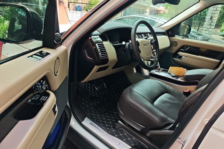 Used Land Rover Range 2021 3.0 L6 Century Extended Classic Edition Driver Seat