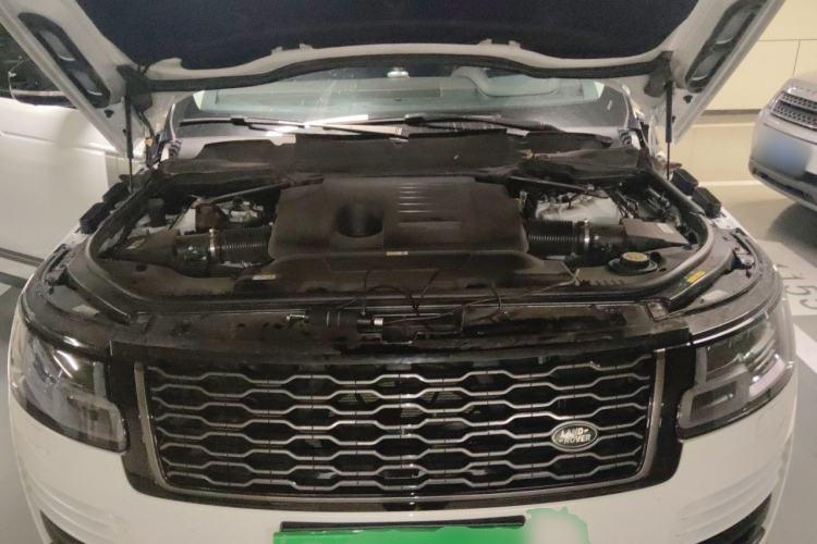 Used Land Rover Range 2021 3.0 L6 Century Extended Classic Edition Engine Bay