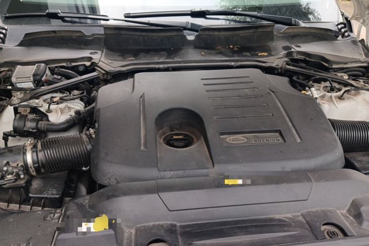 Used Land Rover Range 2021 3.0 L6 Century Extended Classic Edition Engine Bay
