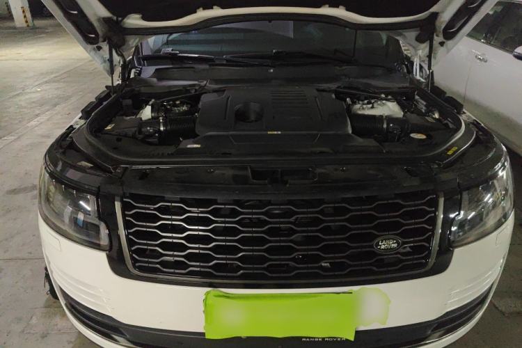 Used Land Rover Range 2021 3.0 L6 Century Extended Classic Edition Engine Bay