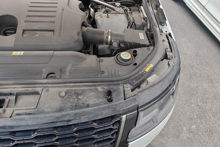 Used Land Rover Range 2021 3.0 L6 Century Extended Classic Edition Engine Bay Left