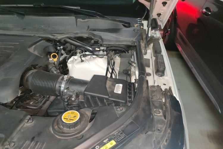 Used Land Rover Range 2021 3.0 L6 Century Extended Classic Edition Engine Bay Left