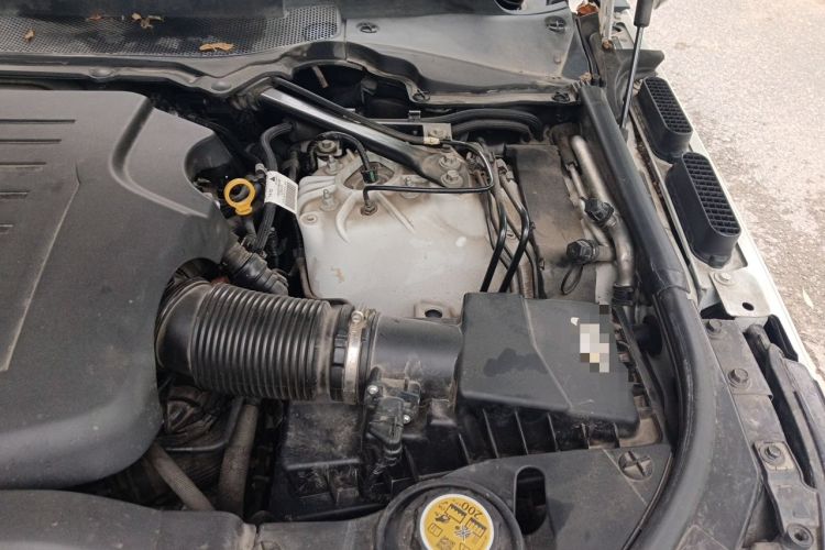 Used Land Rover Range 2021 3.0 L6 Century Extended Classic Edition Engine Bay Left