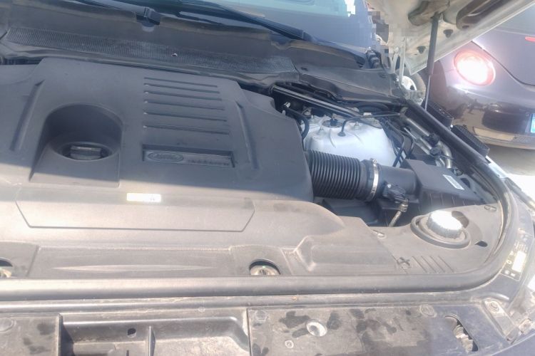 Used Land Rover Range  Engine Bay Left