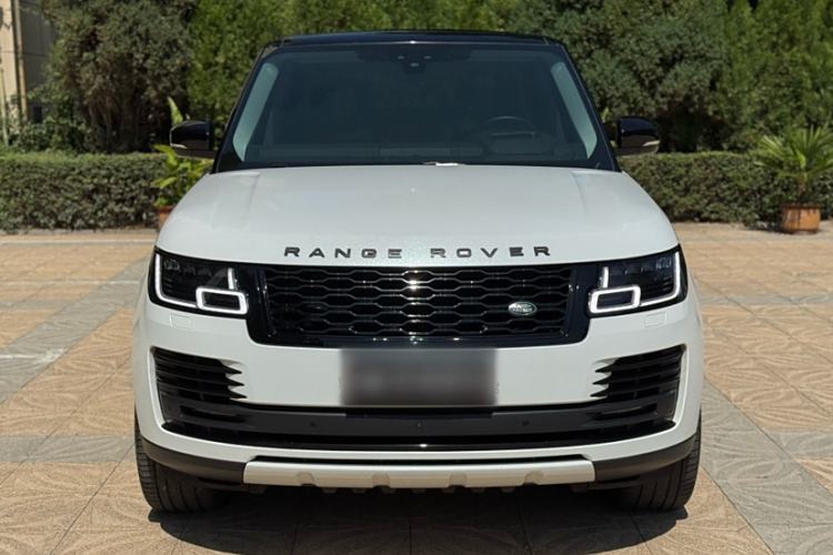 Used Land Rover Range 2021 3.0 L6 Century Extended Classic Edition Exterior 1