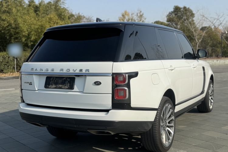 Used Land Rover Range 2021 3.0 L6 Century Extended Classic Edition Exterior 3