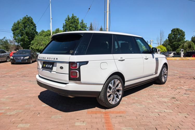 Used Land Rover Range 2021 3.0 L6 Century Extended Classic Edition Exterior 5